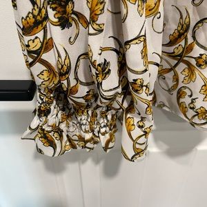 Worthington gold/white leaf print